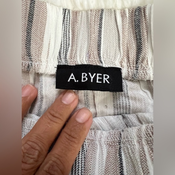 A.Byer off shoulder top - Picture 4 of 6